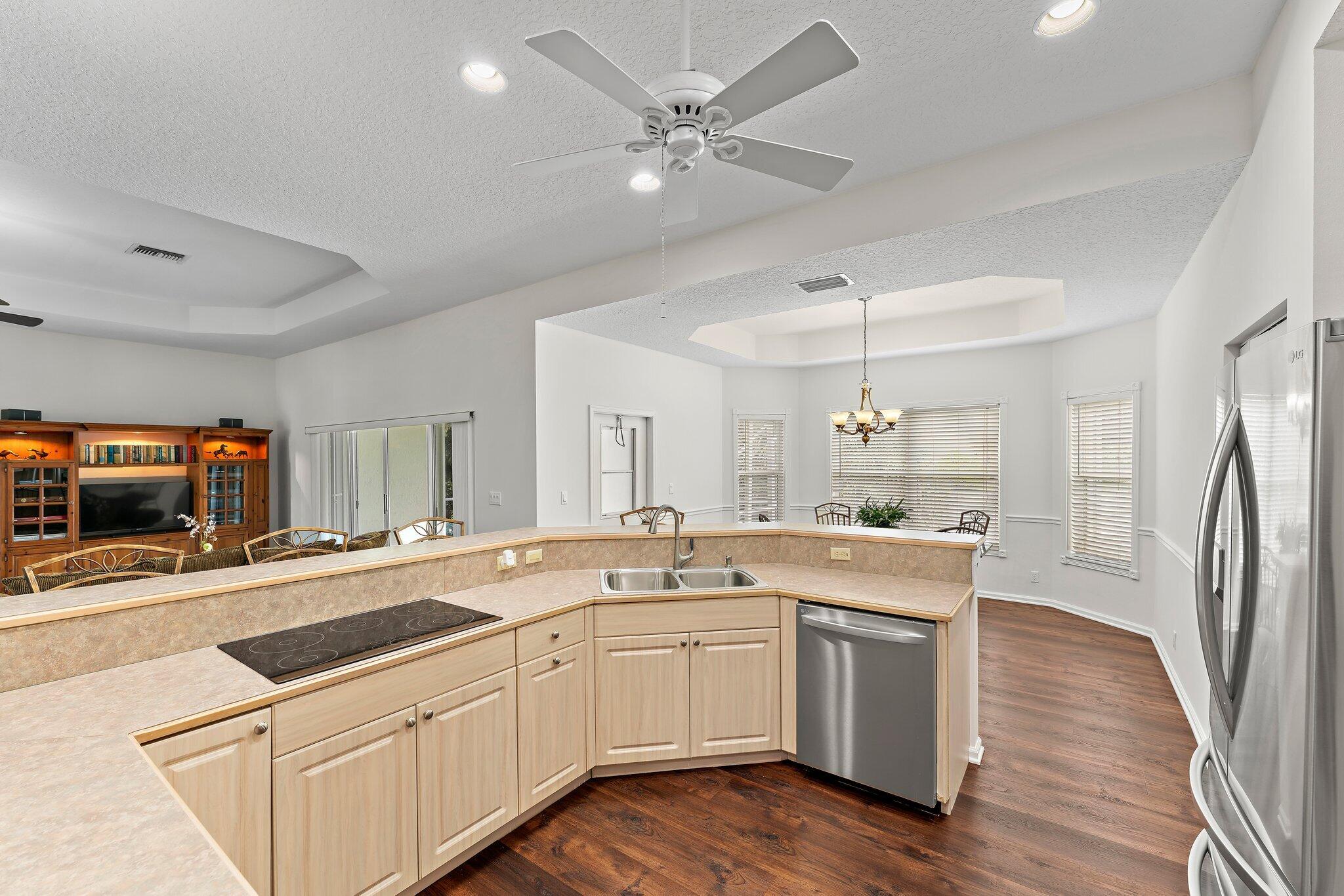 15784 Alexander Run