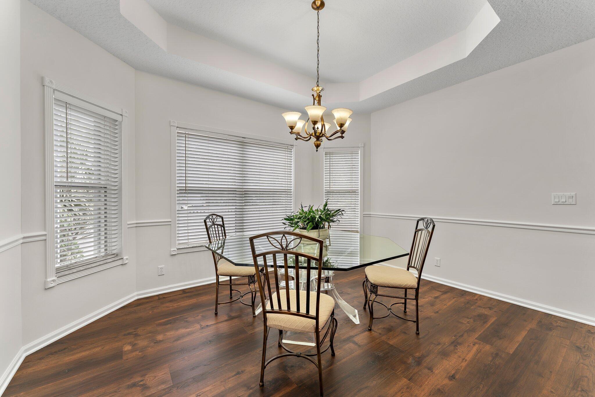 15784 Alexander Run