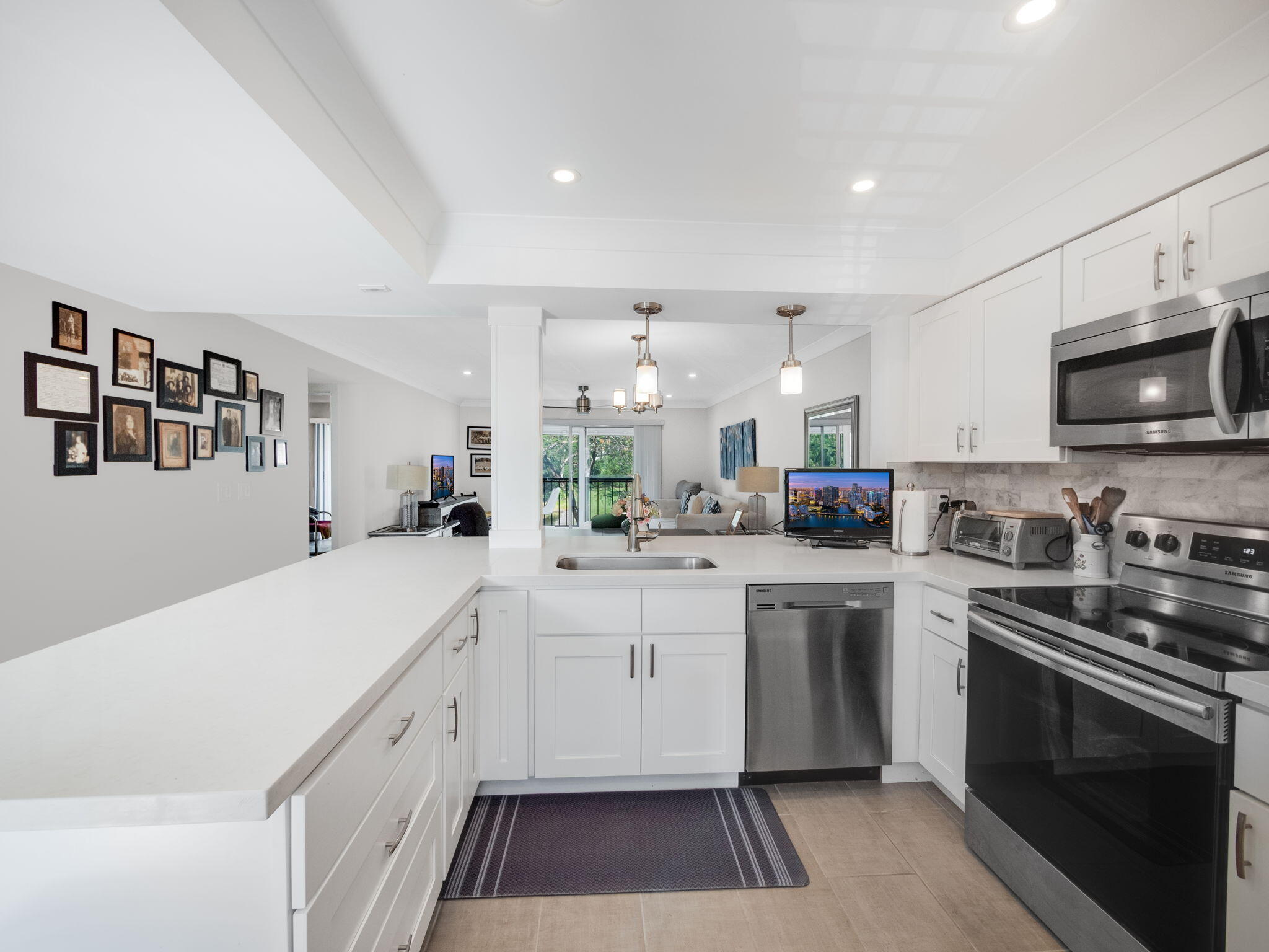 7321 Amberly Lane 209