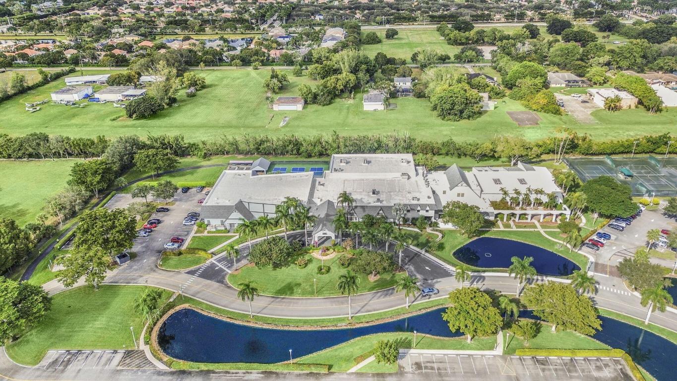 7321 Amberly Lane 209