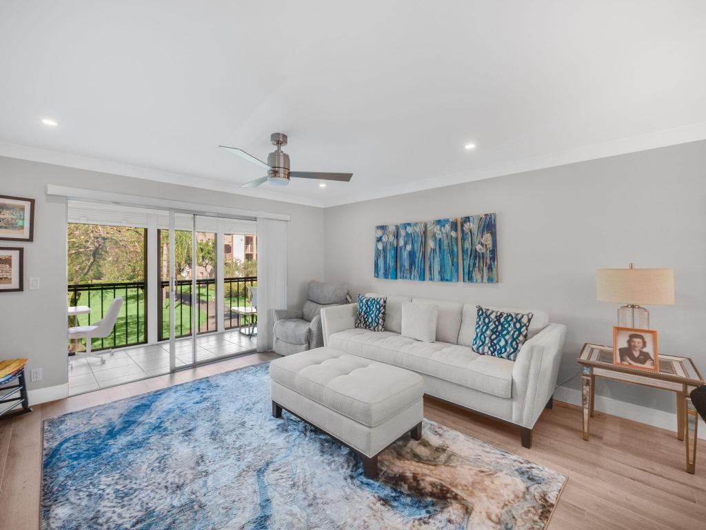 7321 Amberly Lane 209