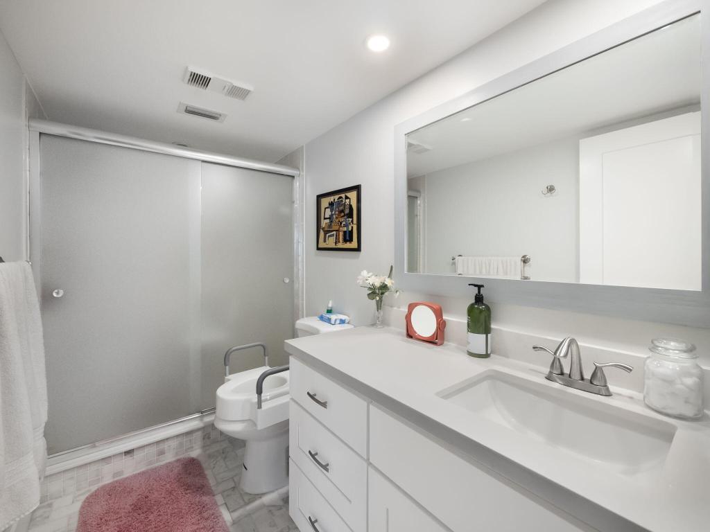 7321 Amberly Lane 209