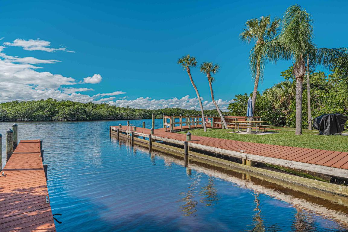 300 SW South River Drive 201