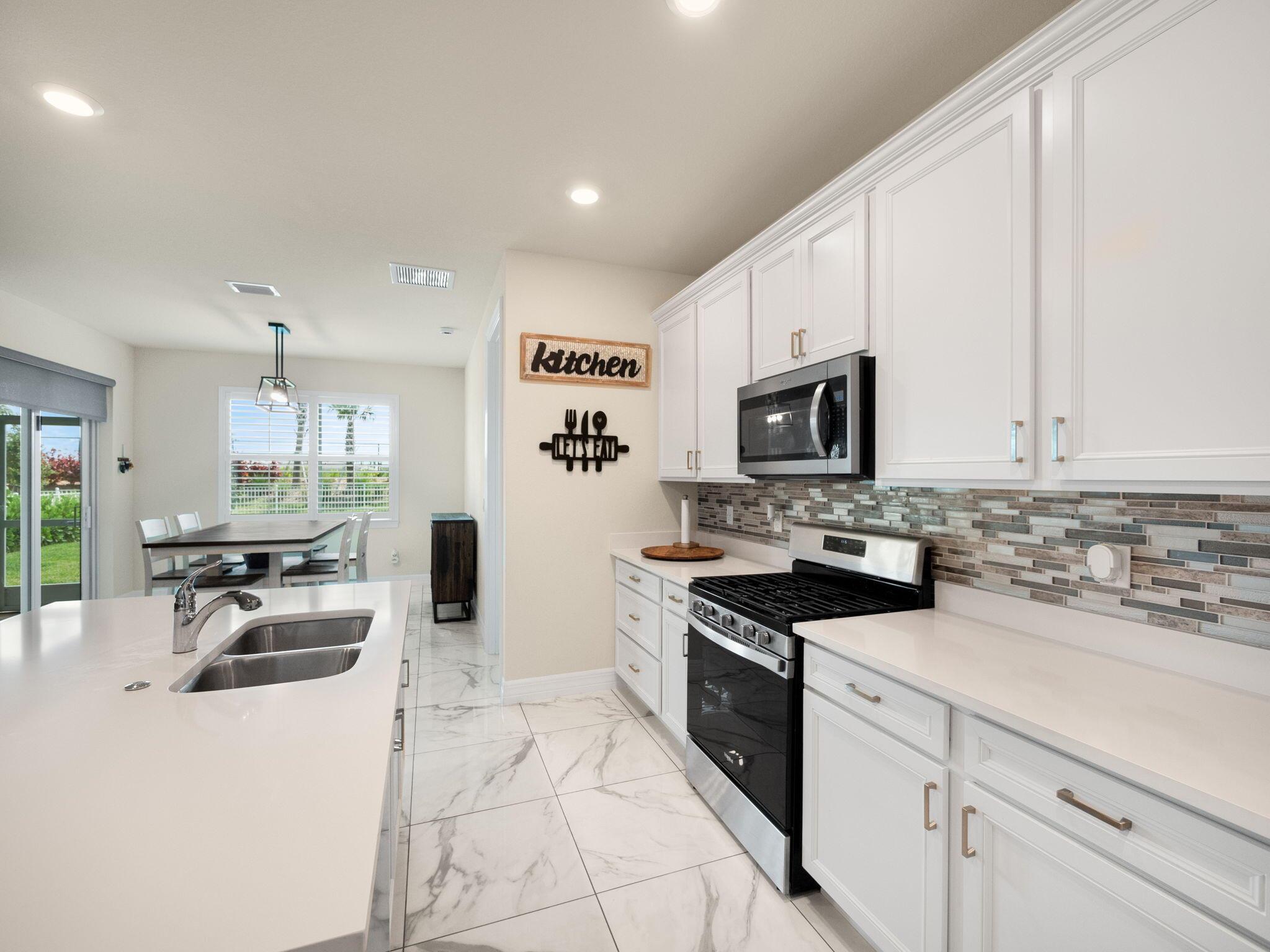 10621 SW Morning Glory Drive