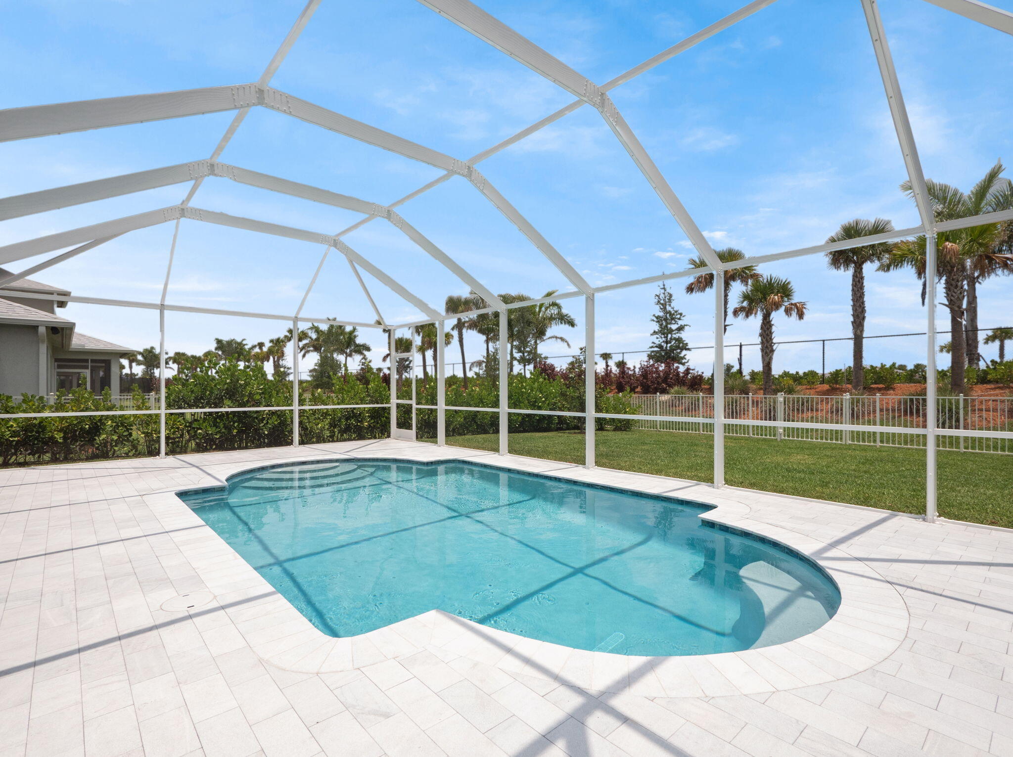 10621 SW Morning Glory Drive