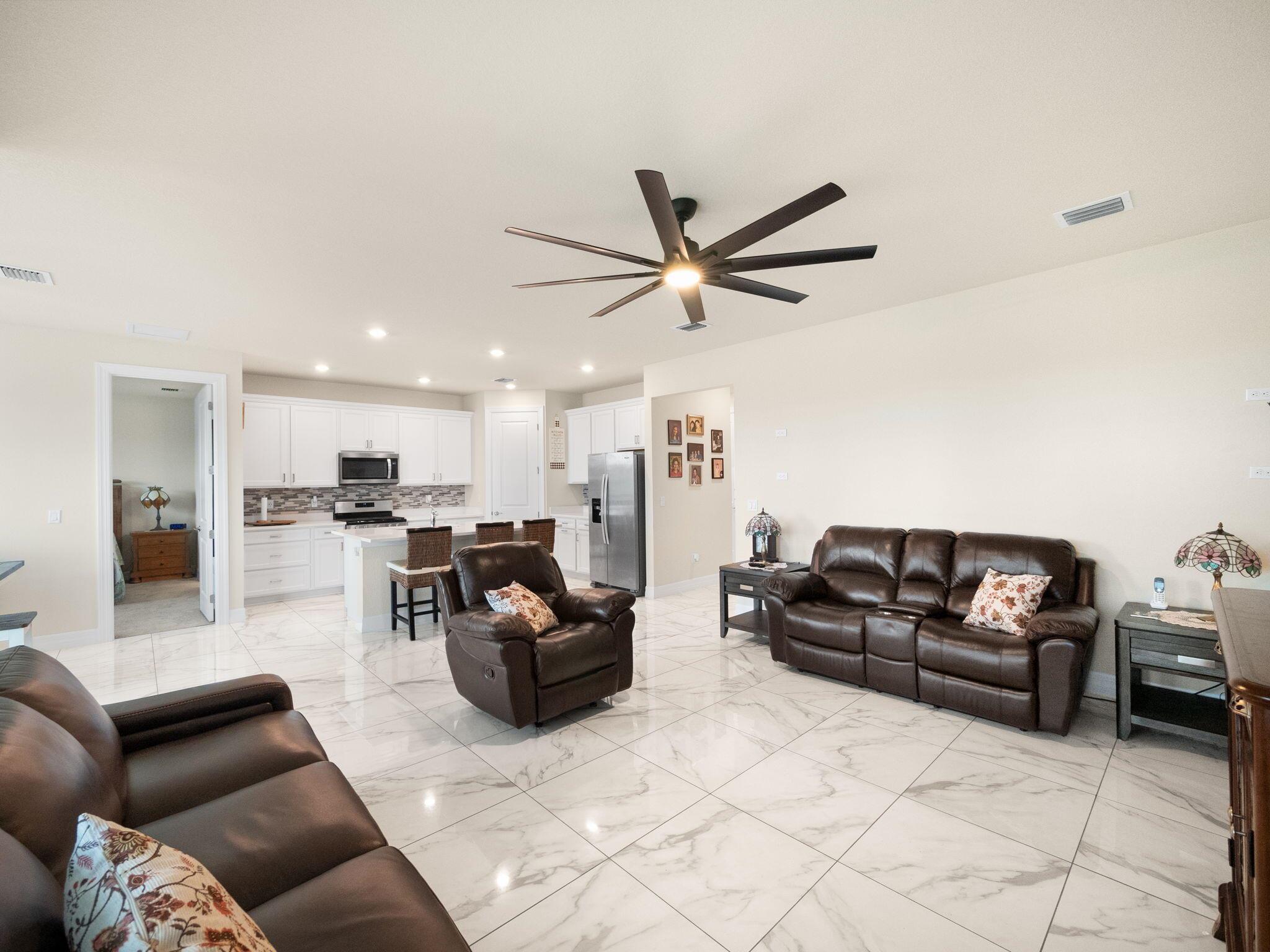 10621 SW Morning Glory Drive