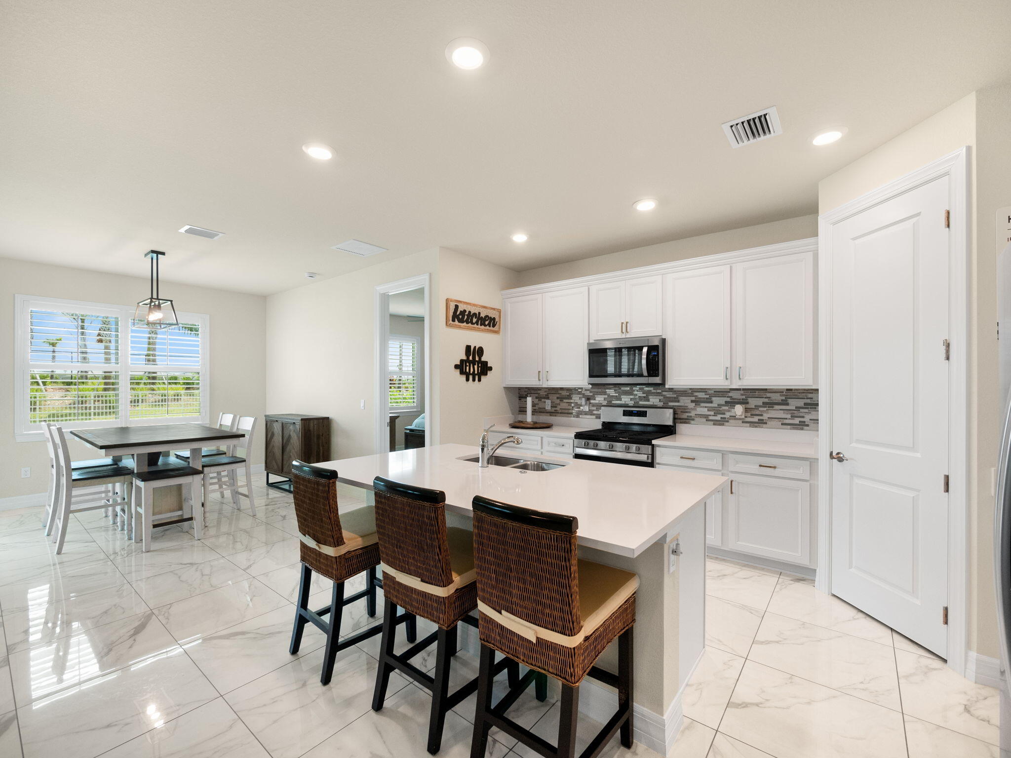 10621 SW Morning Glory Drive