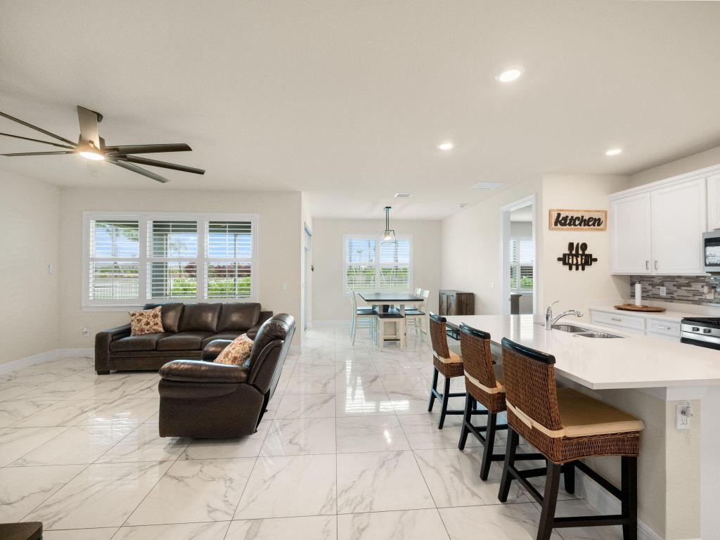 10621 SW Morning Glory Drive