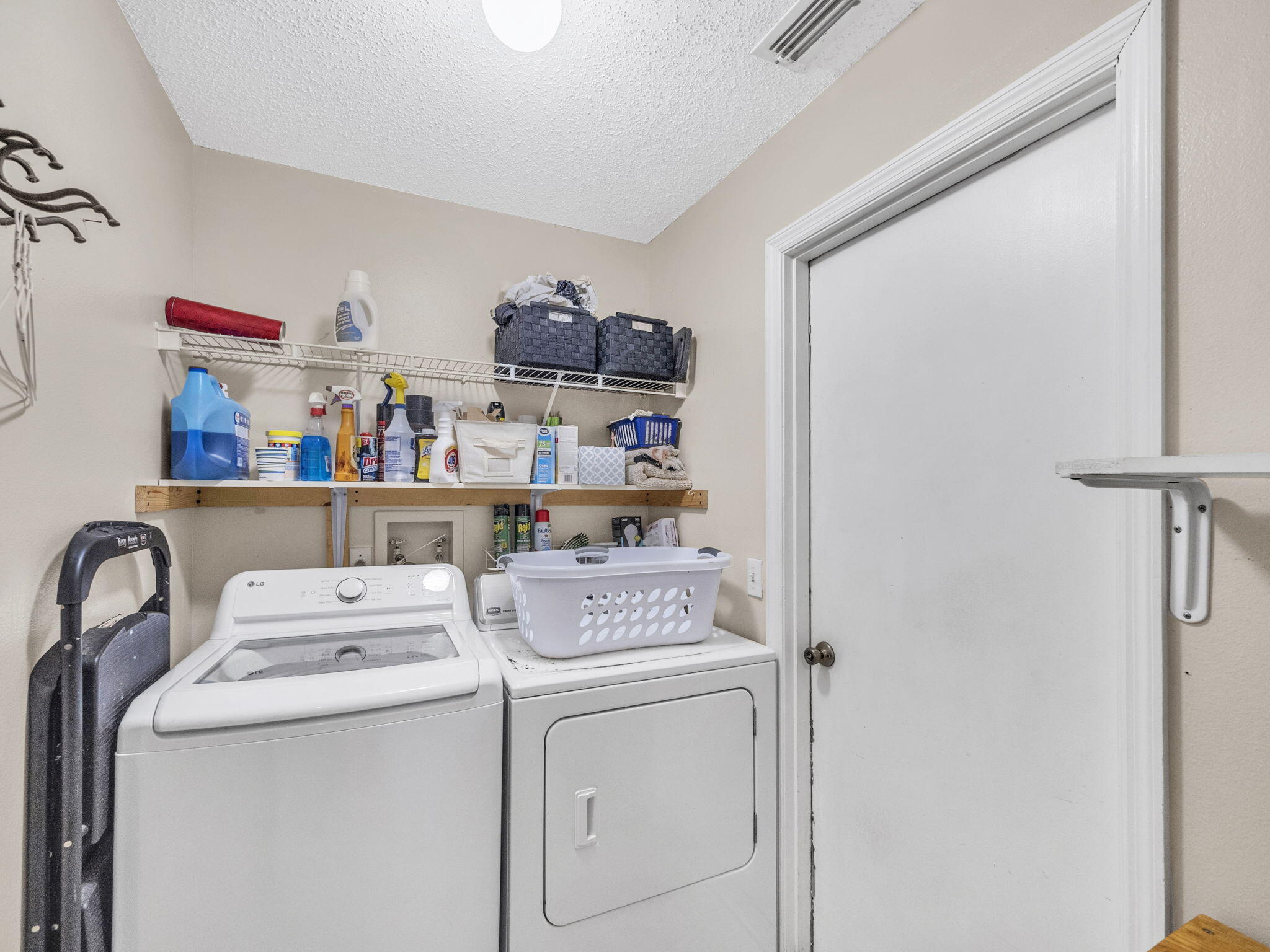 509 SW Feldman Avenue