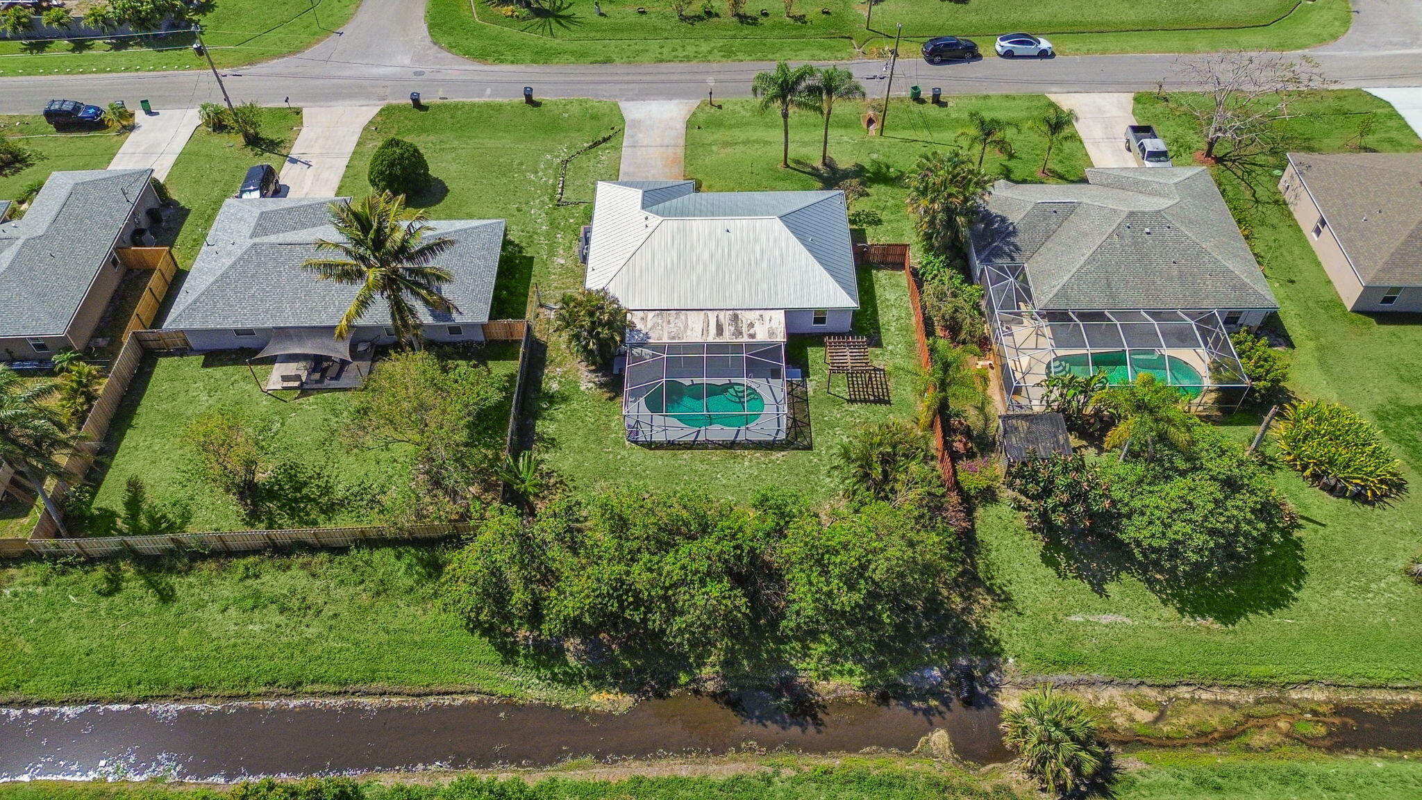 509 SW Feldman Avenue