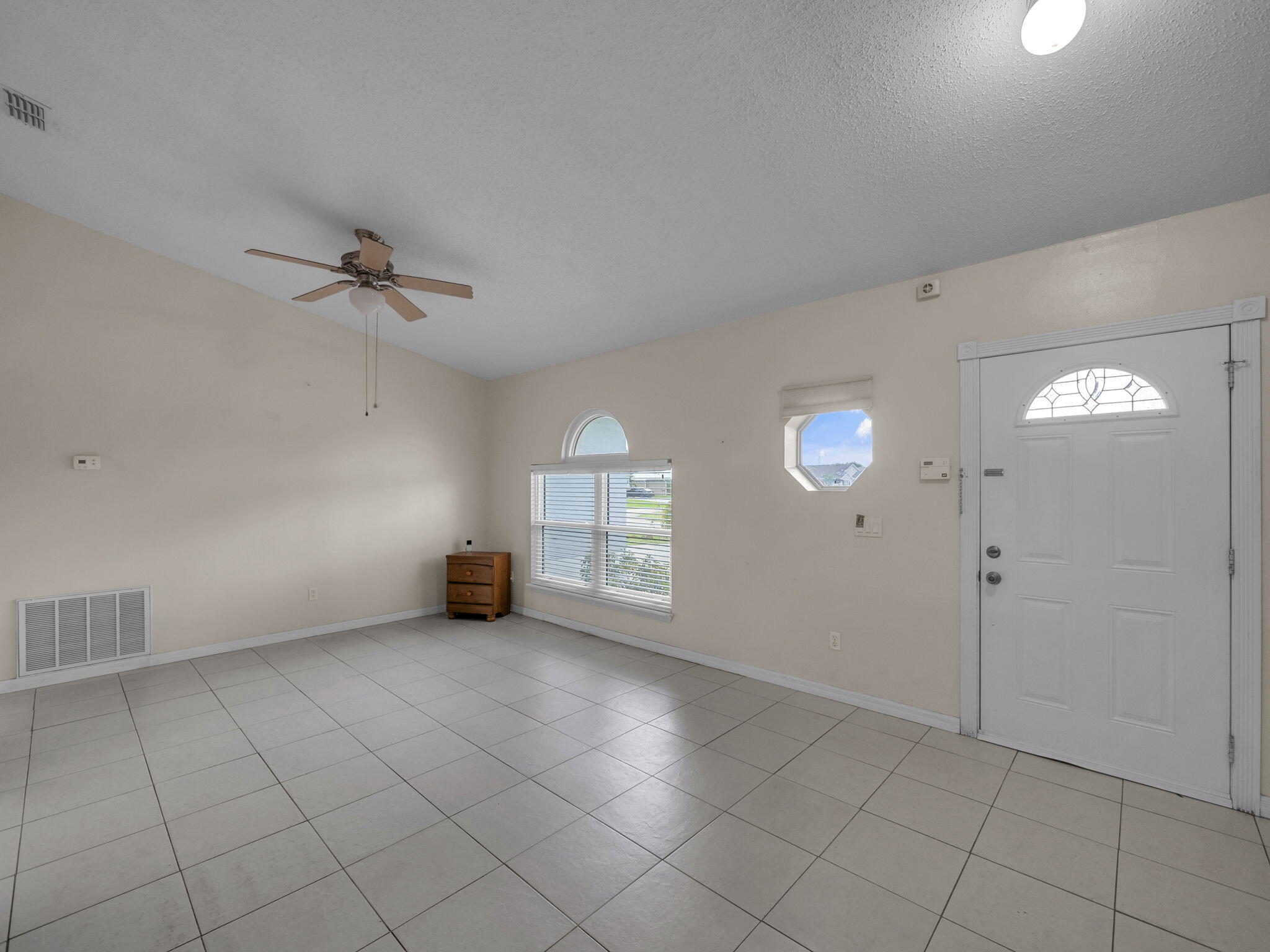 509 SW Feldman Avenue