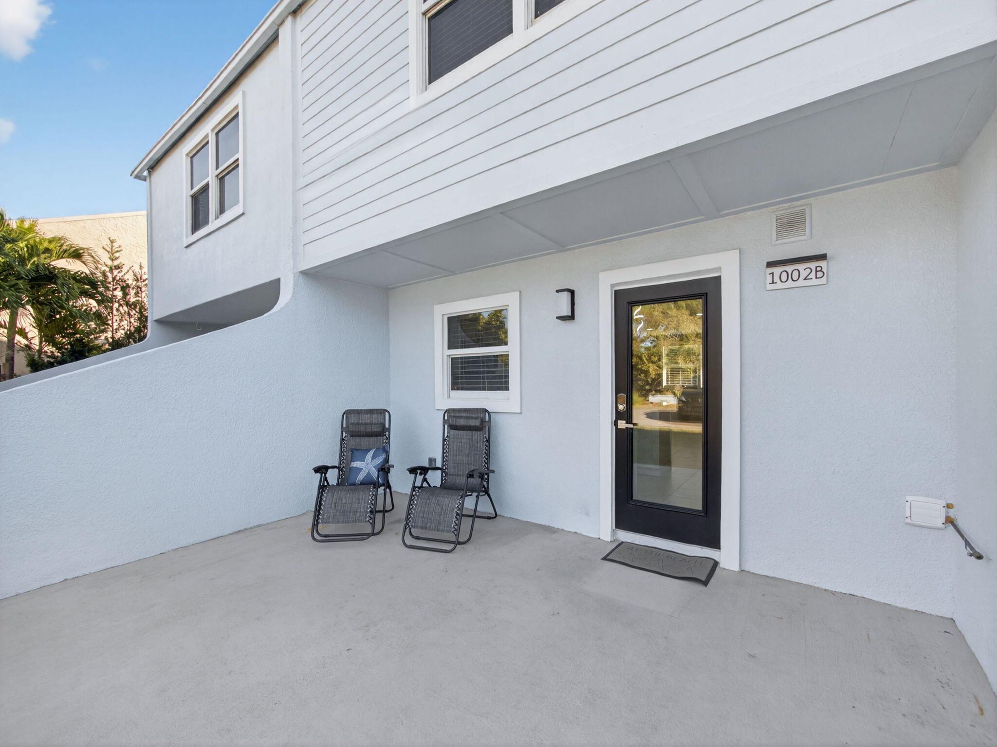 1002 Shorewinds Drive