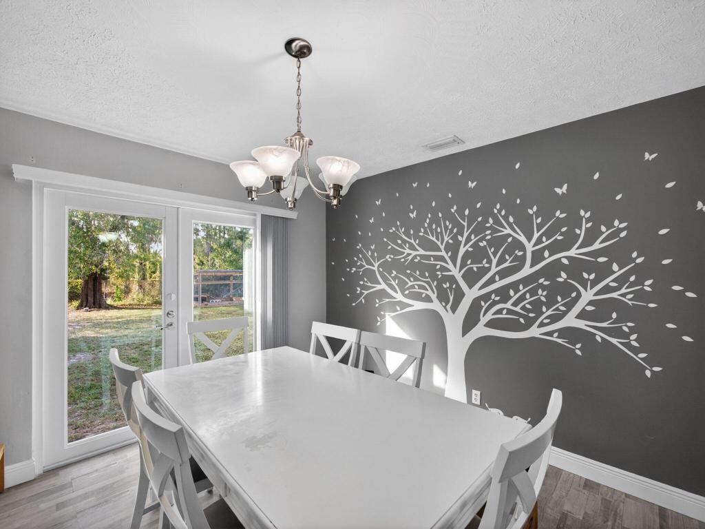 3142 SW Bridge Street