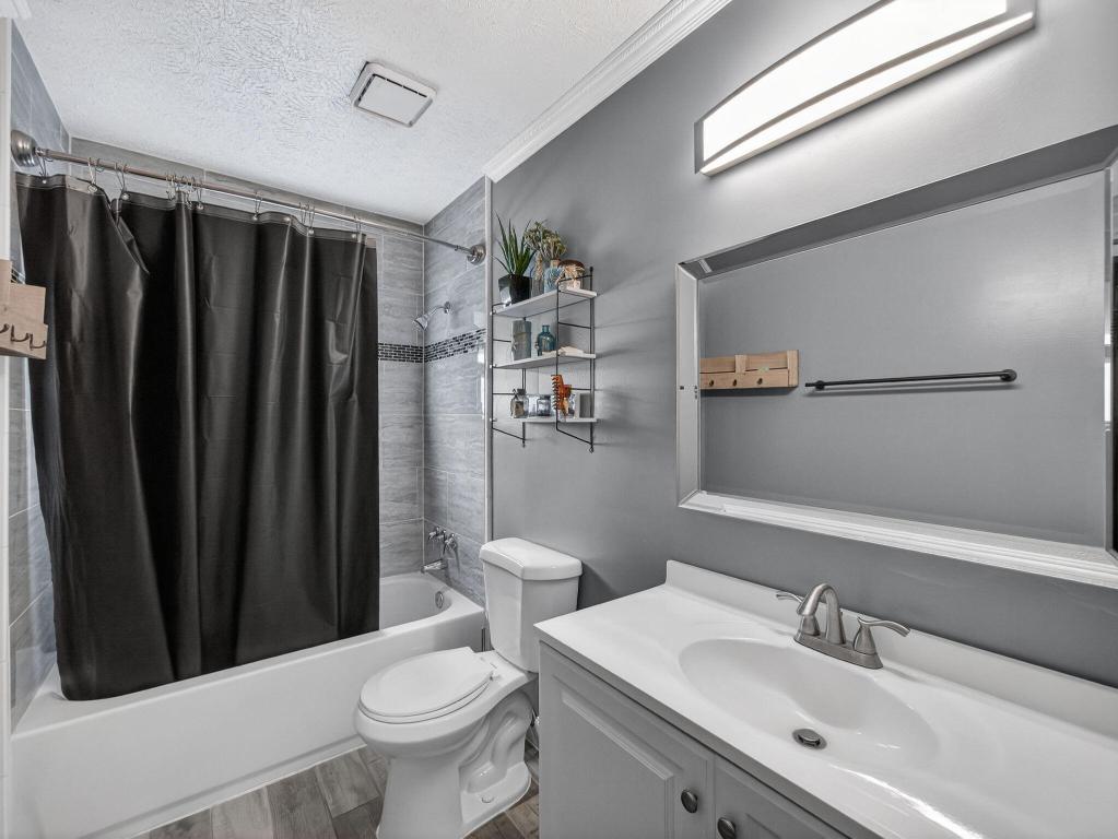 3142 SW Bridge Street