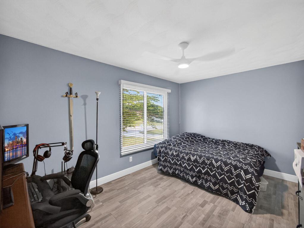 3142 SW Bridge Street