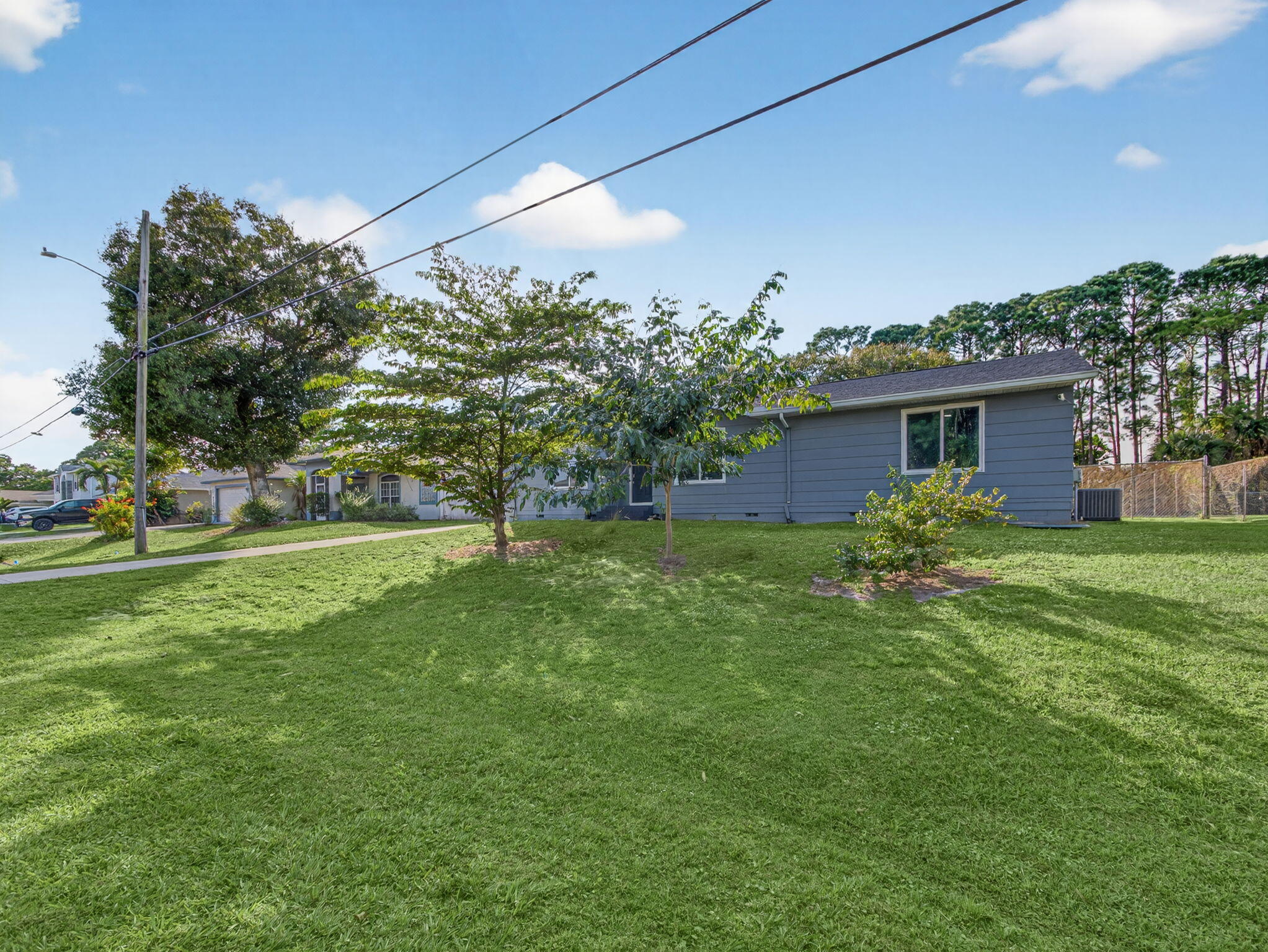 3142 SW Bridge Street