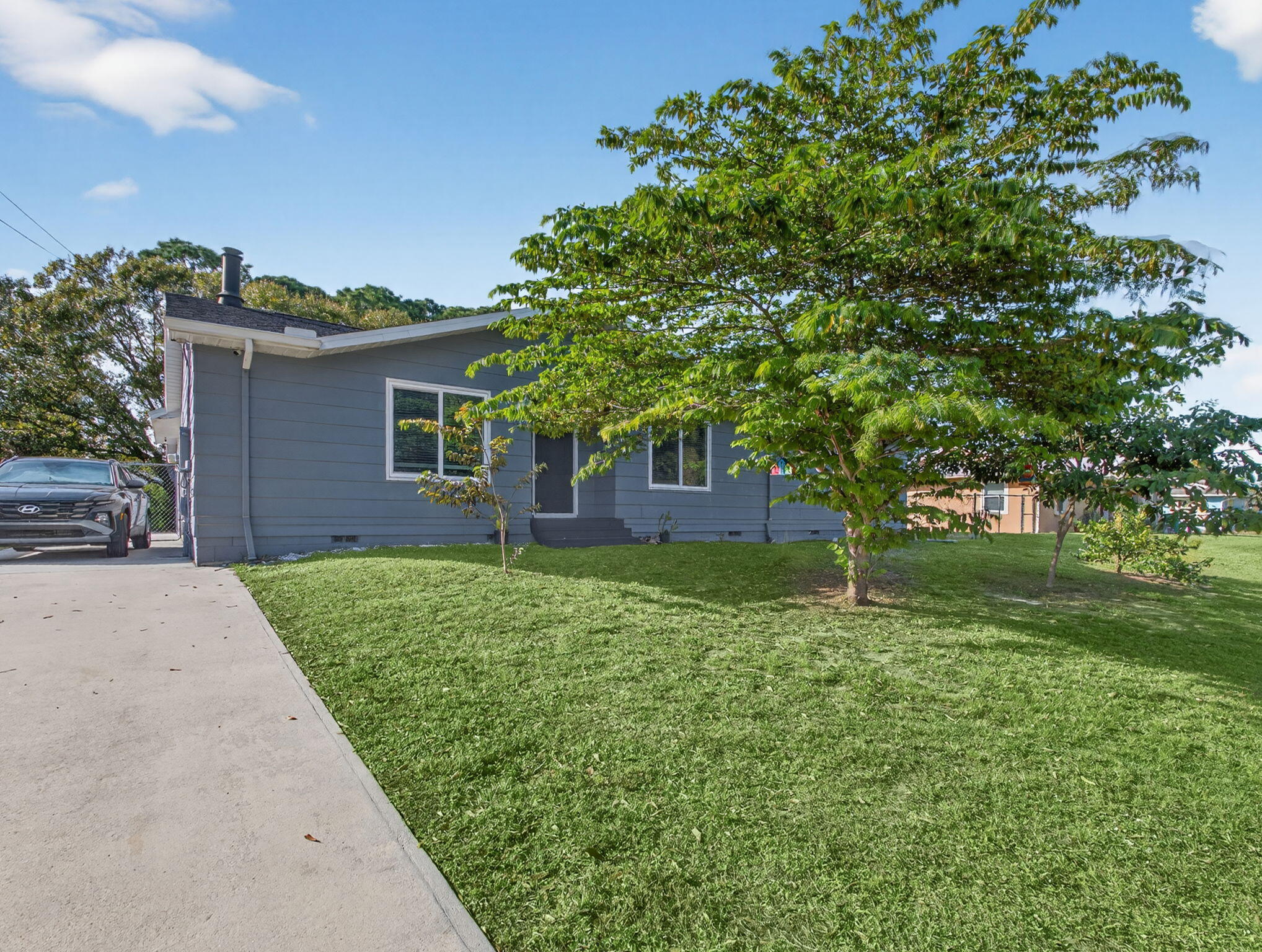 3142 SW Bridge Street