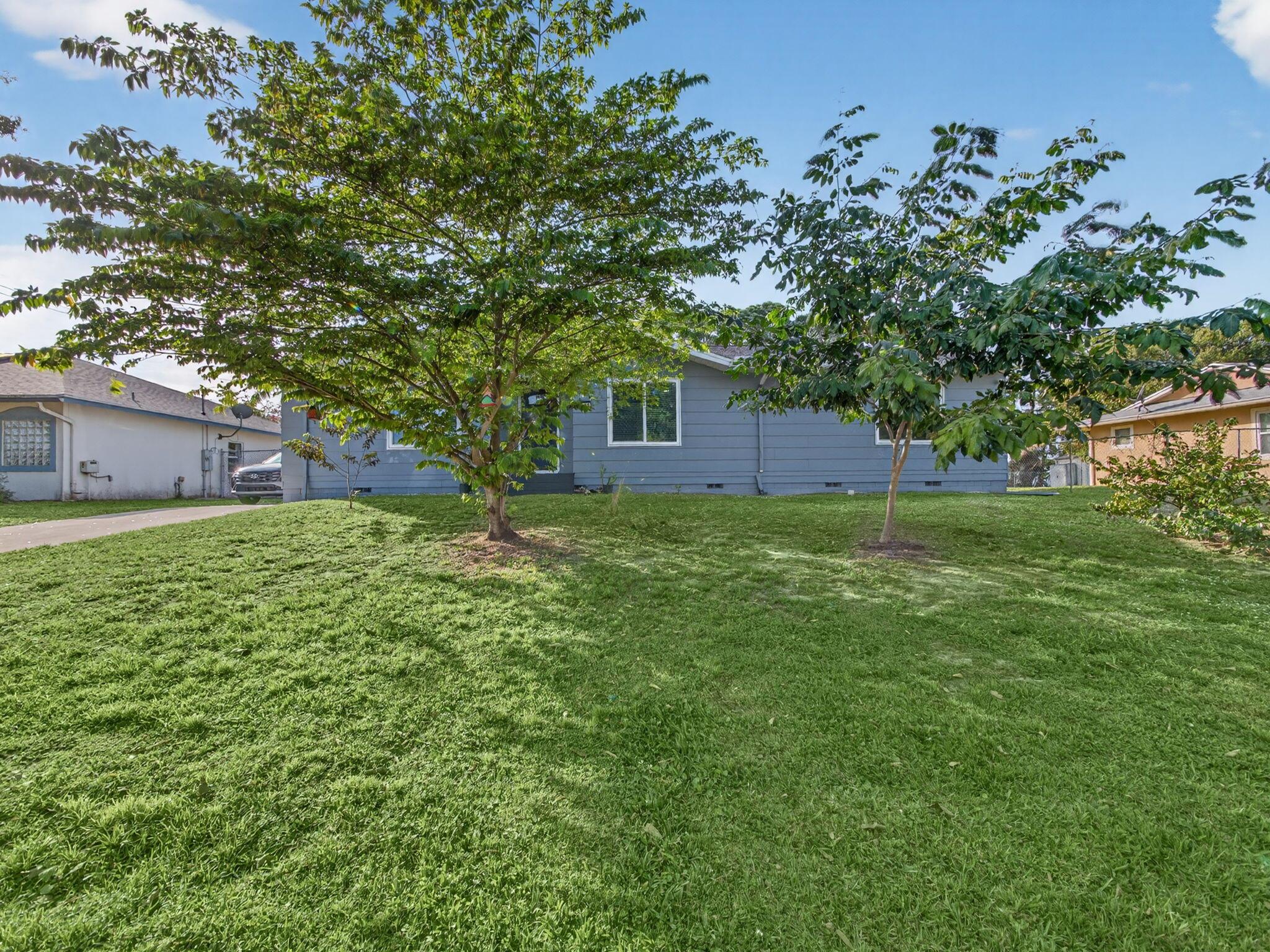 3142 SW Bridge Street