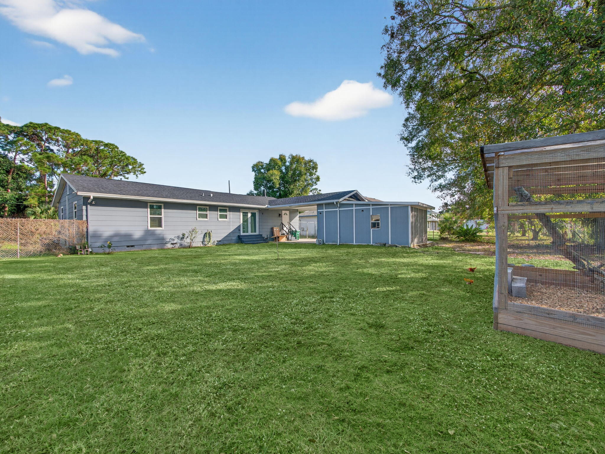 3142 SW Bridge Street