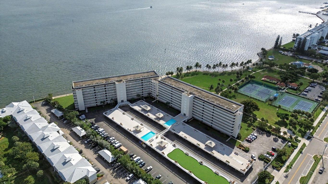 801 Lake Shore Drive 502