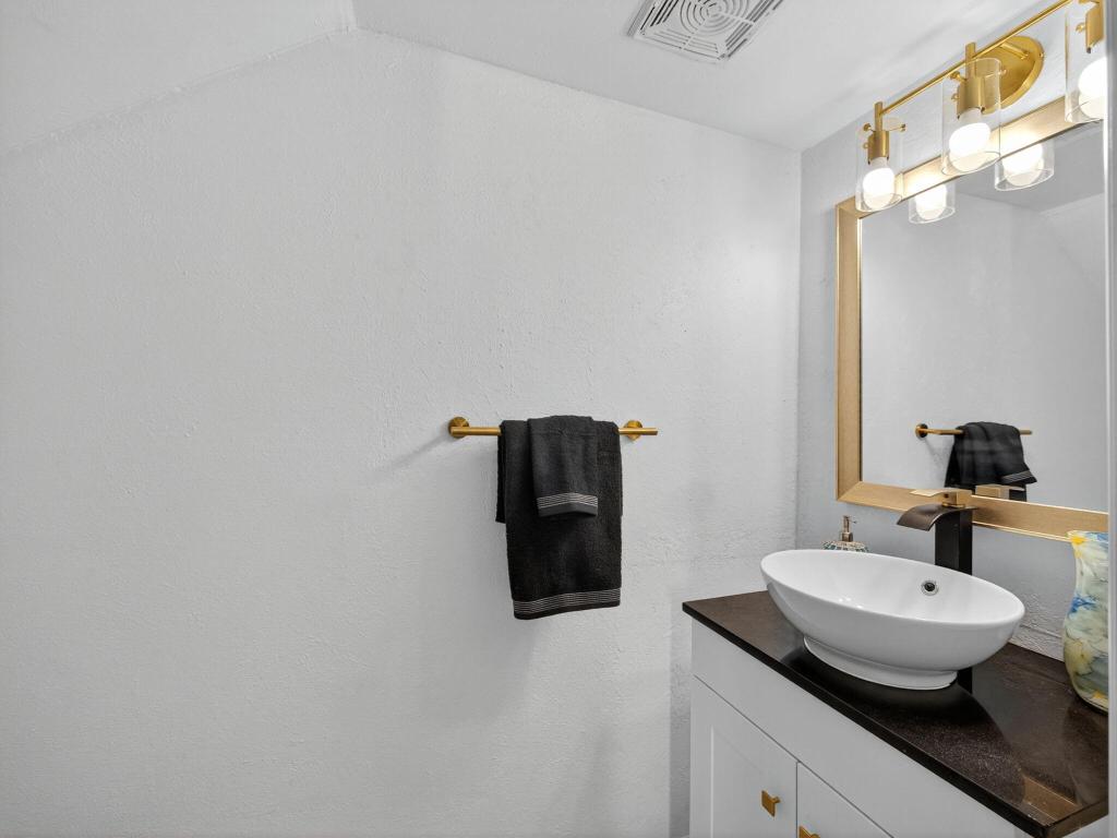 1000 Shorewinds Drive, Fort Pierce