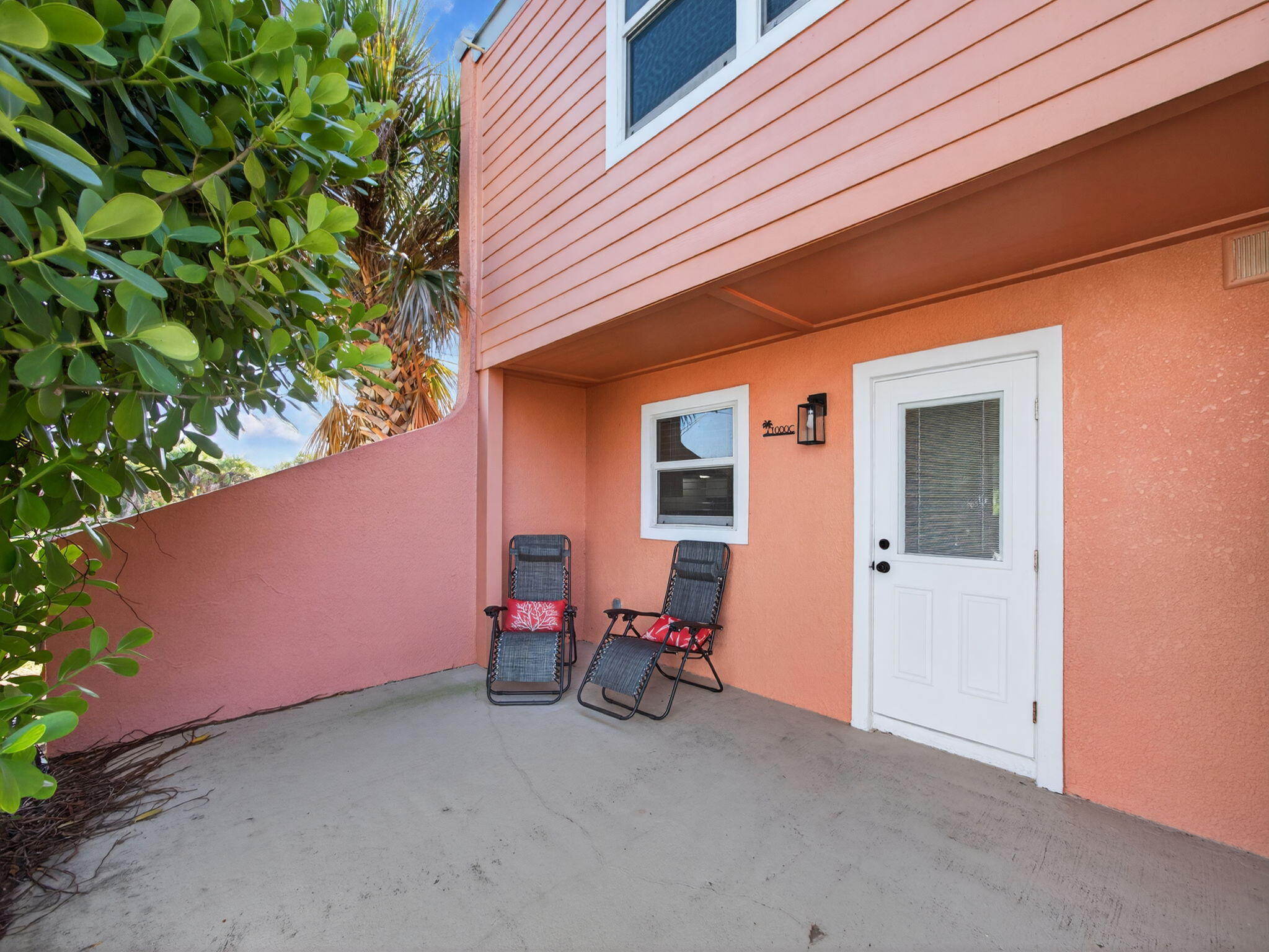 1000 Shorewinds Drive