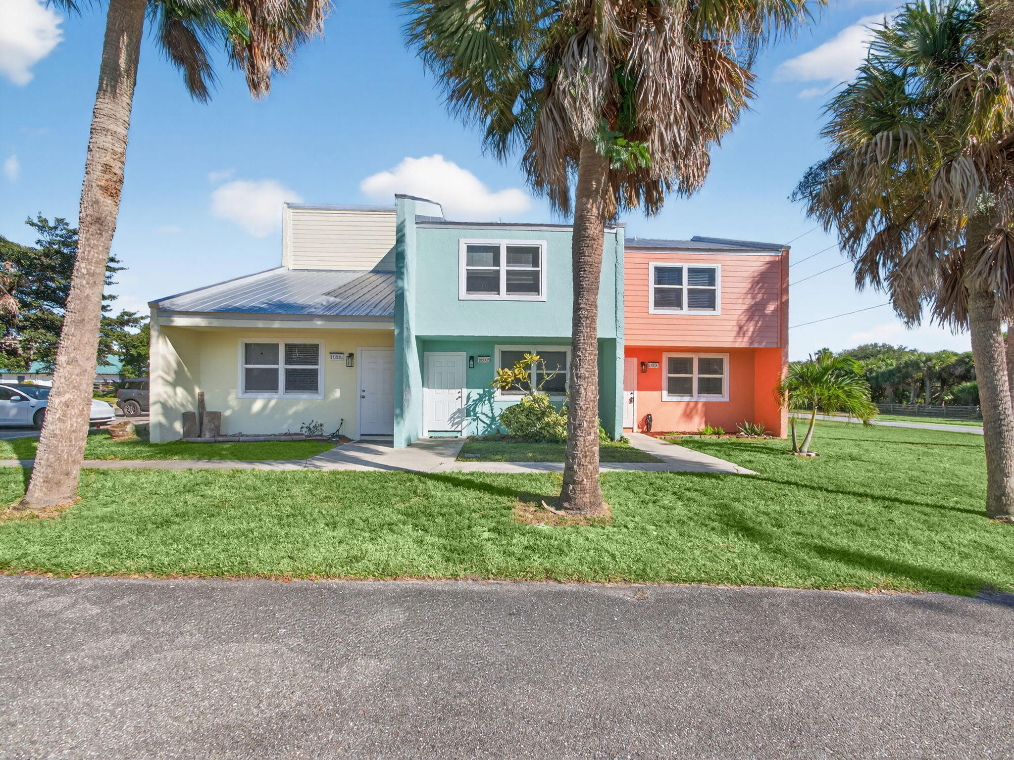 1000 Shorewinds Drive
