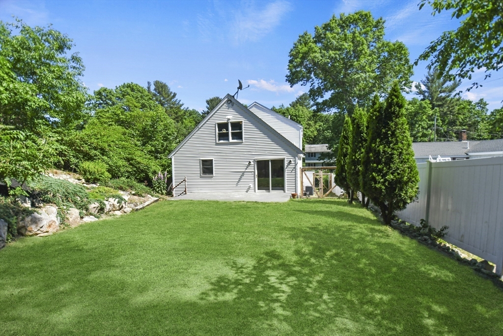 8 Cedar Street