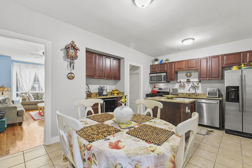 21 Hartwell Street # 4