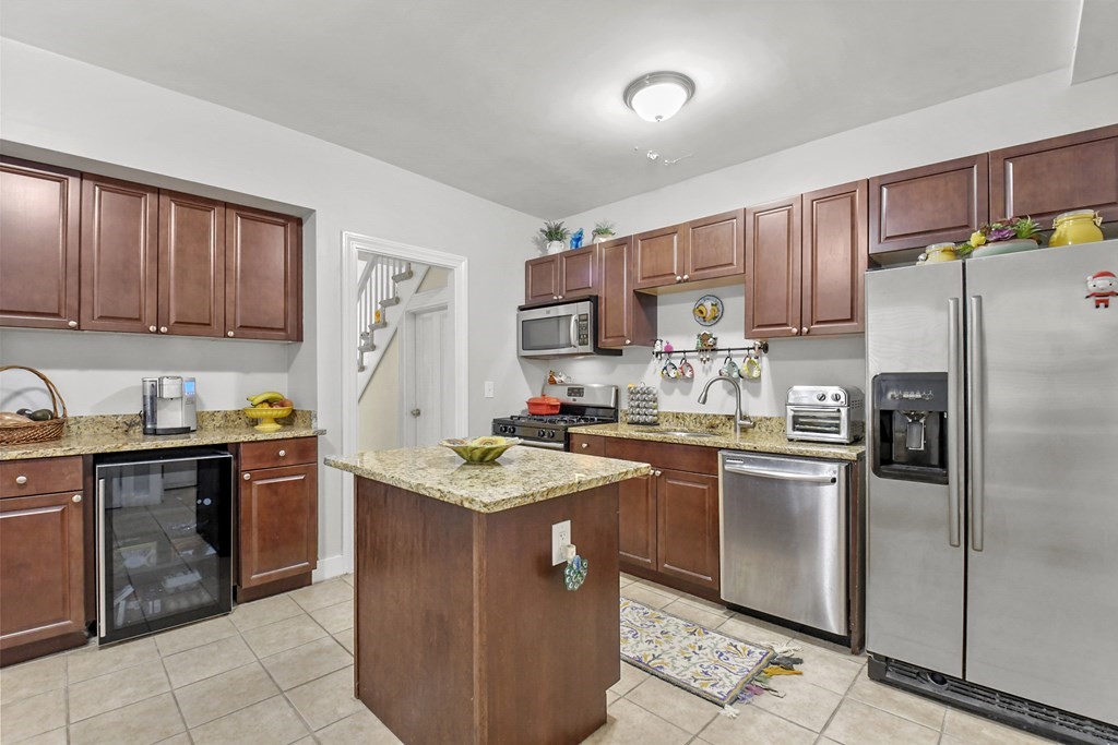 21 Hartwell Street # 4