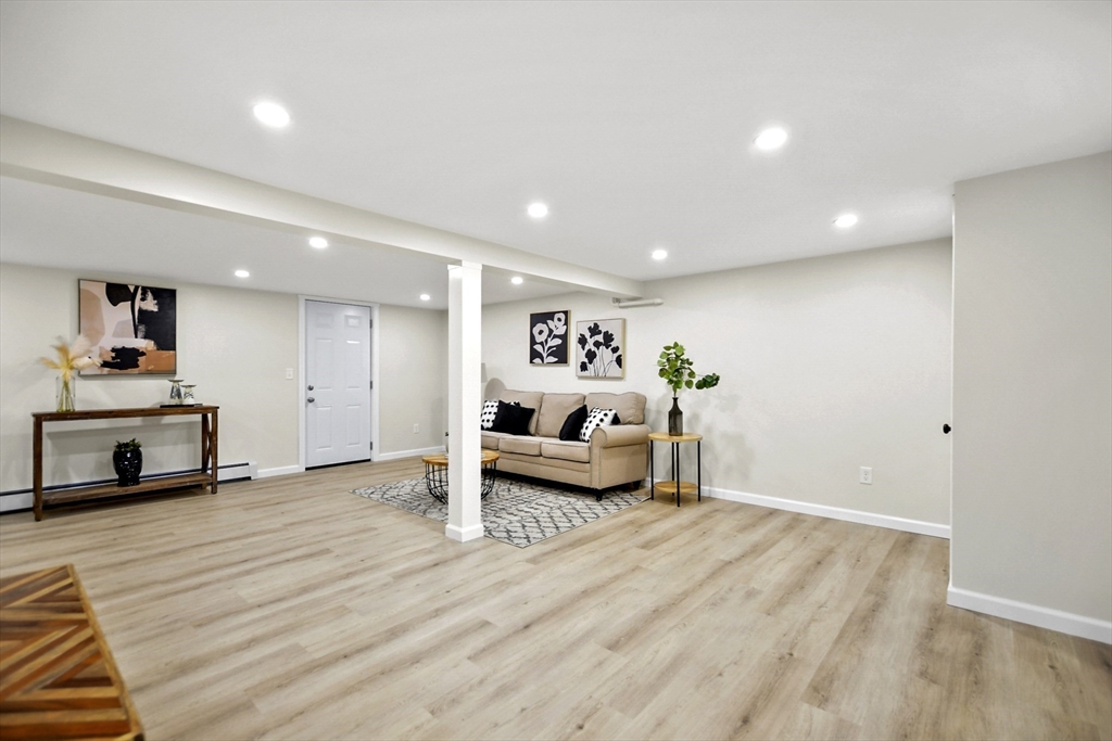 21 Woodside Road