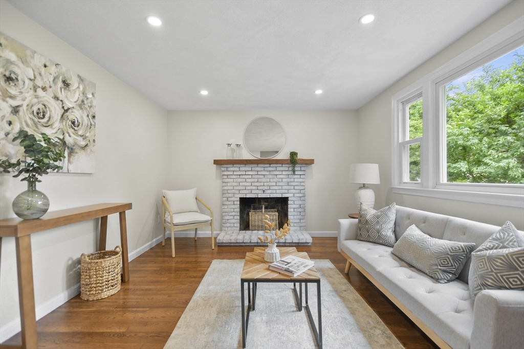21 Woodside Road