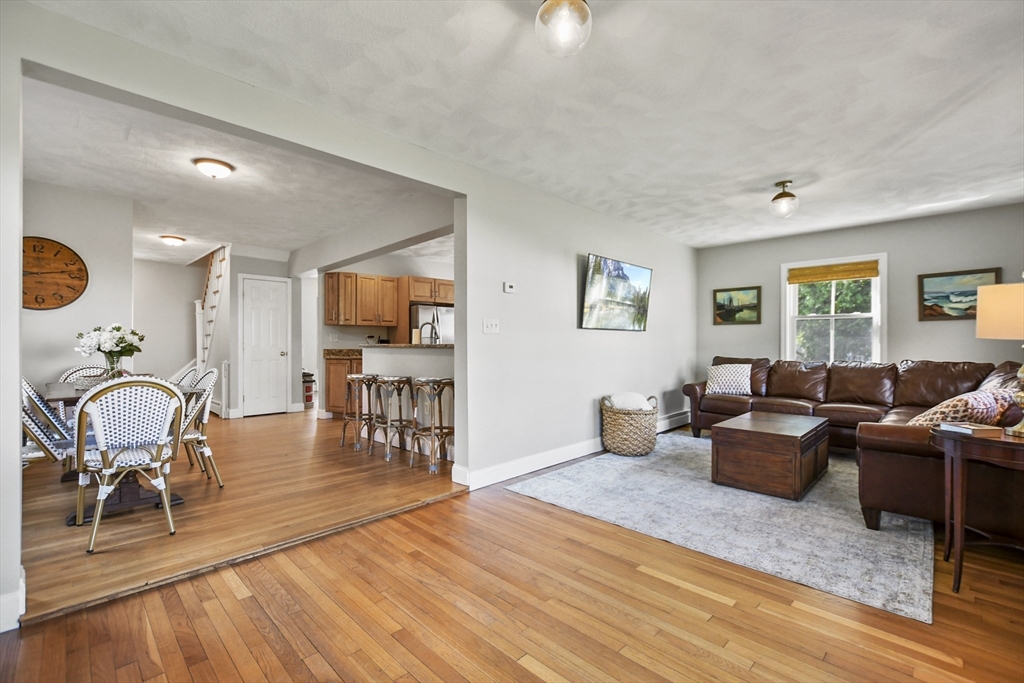 14 Brownville Ave