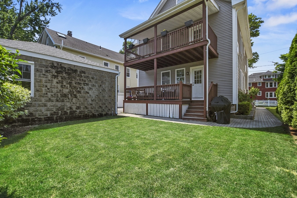 147 Franklin St # 1