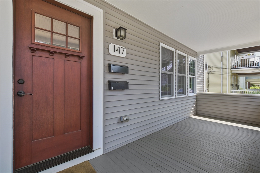 147 Franklin St # 1