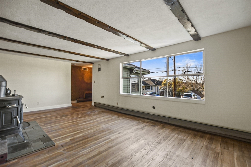 123 Pine Hill Circle
