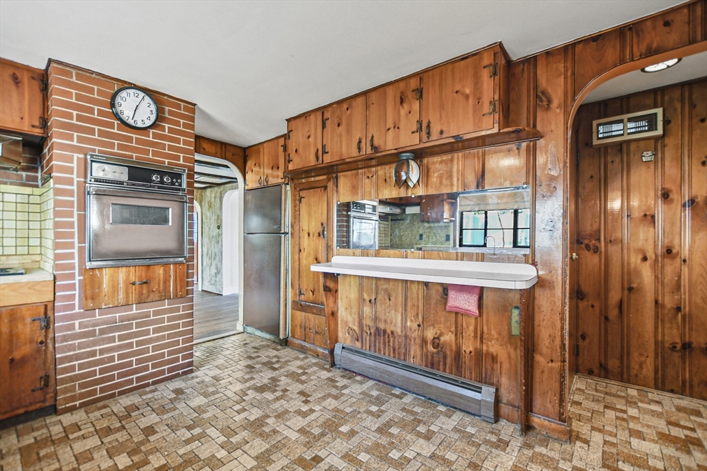 123 Pine Hill Circle