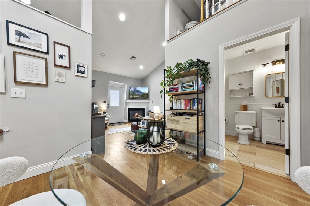 160 I St # 3