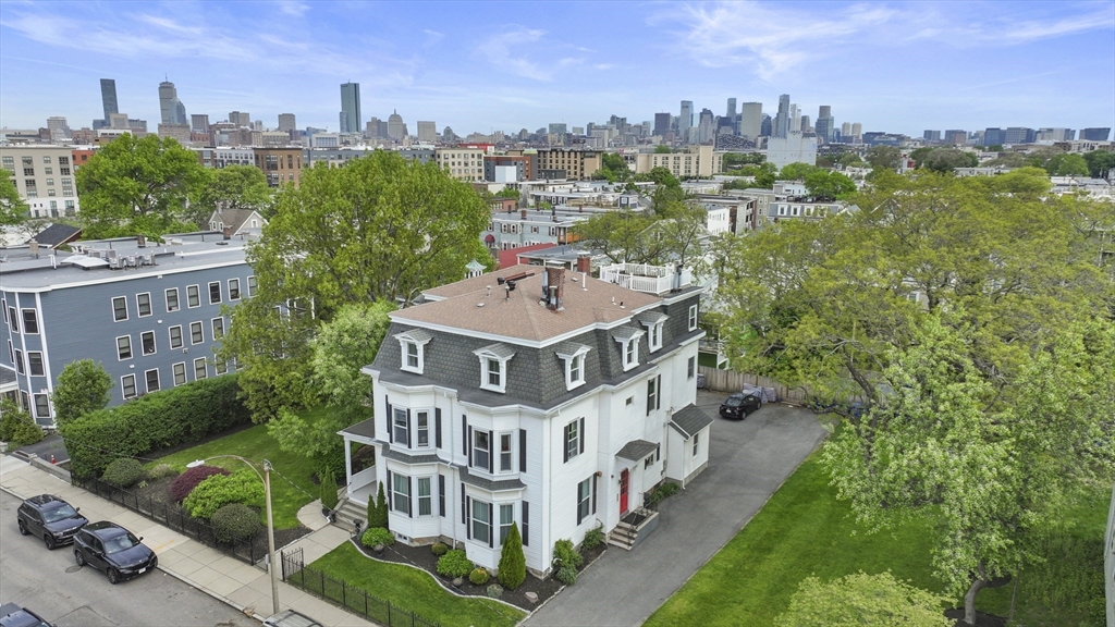 8 Mount Vernon St # 4