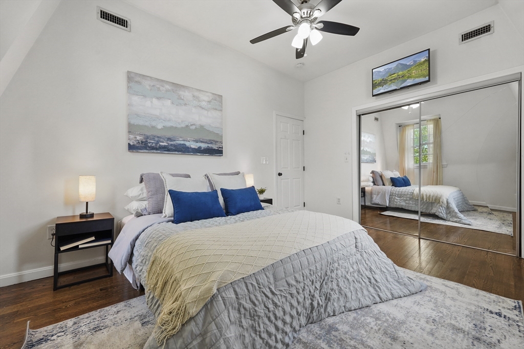 8 Mount Vernon St # 4