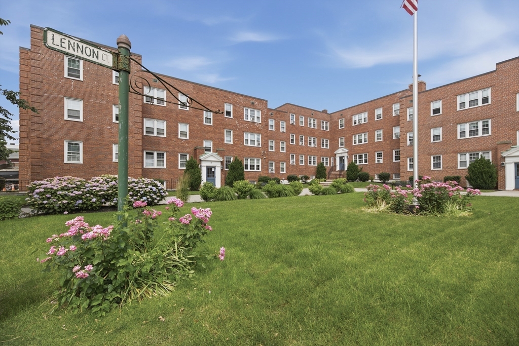 25 Lennon Court # 29