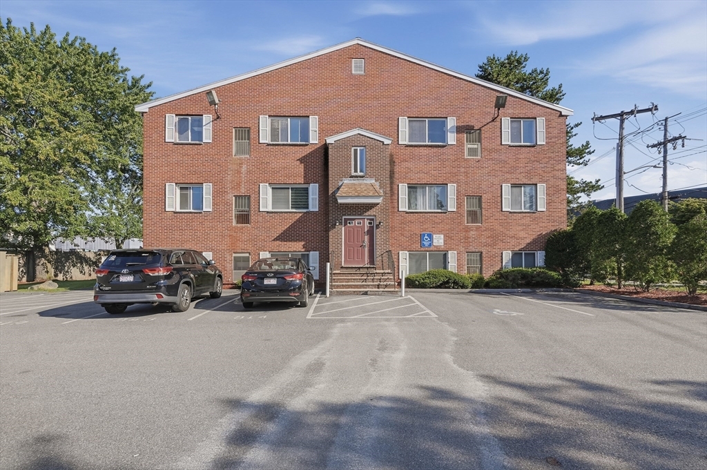 35 Prospect St # 309