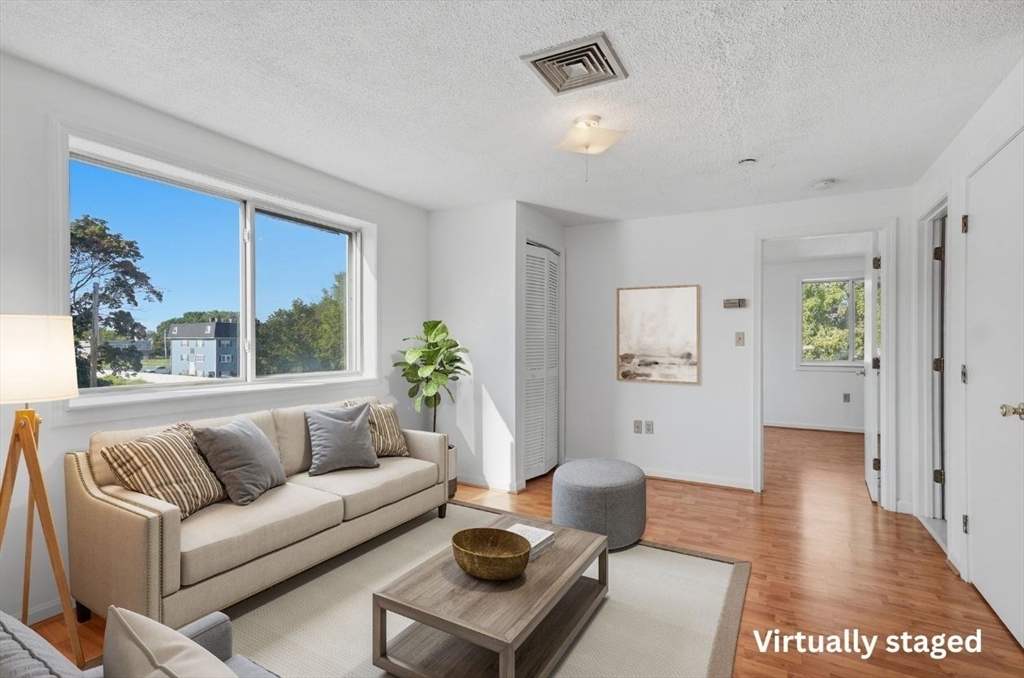 35 Prospect St # 309