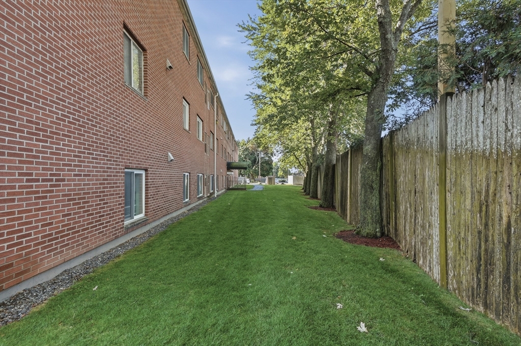35 Prospect St # 309
