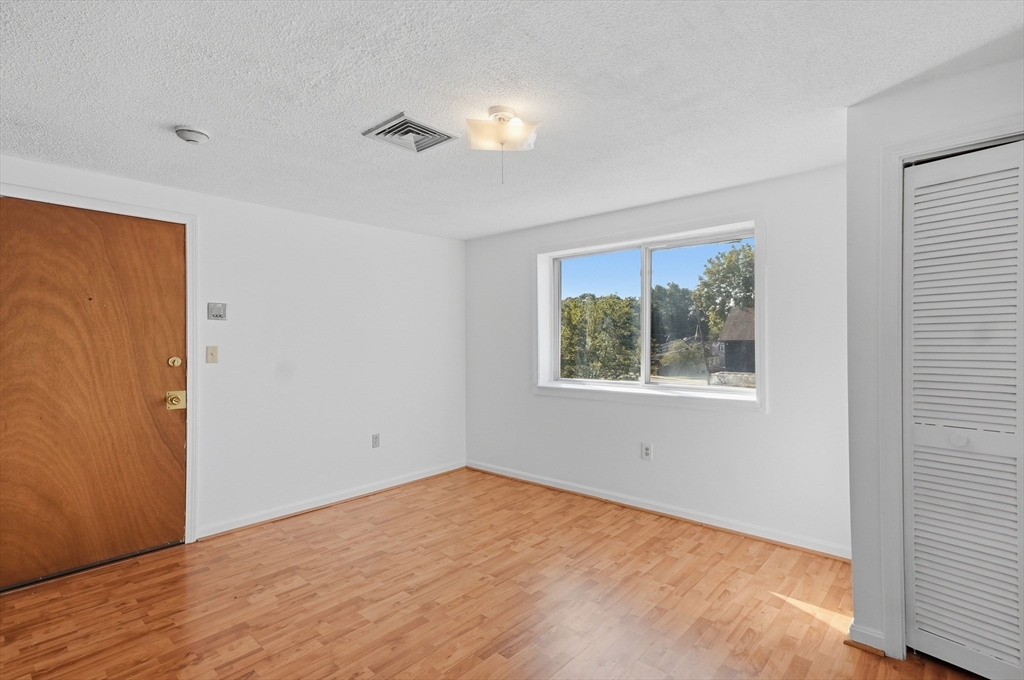 35 Prospect St # 309