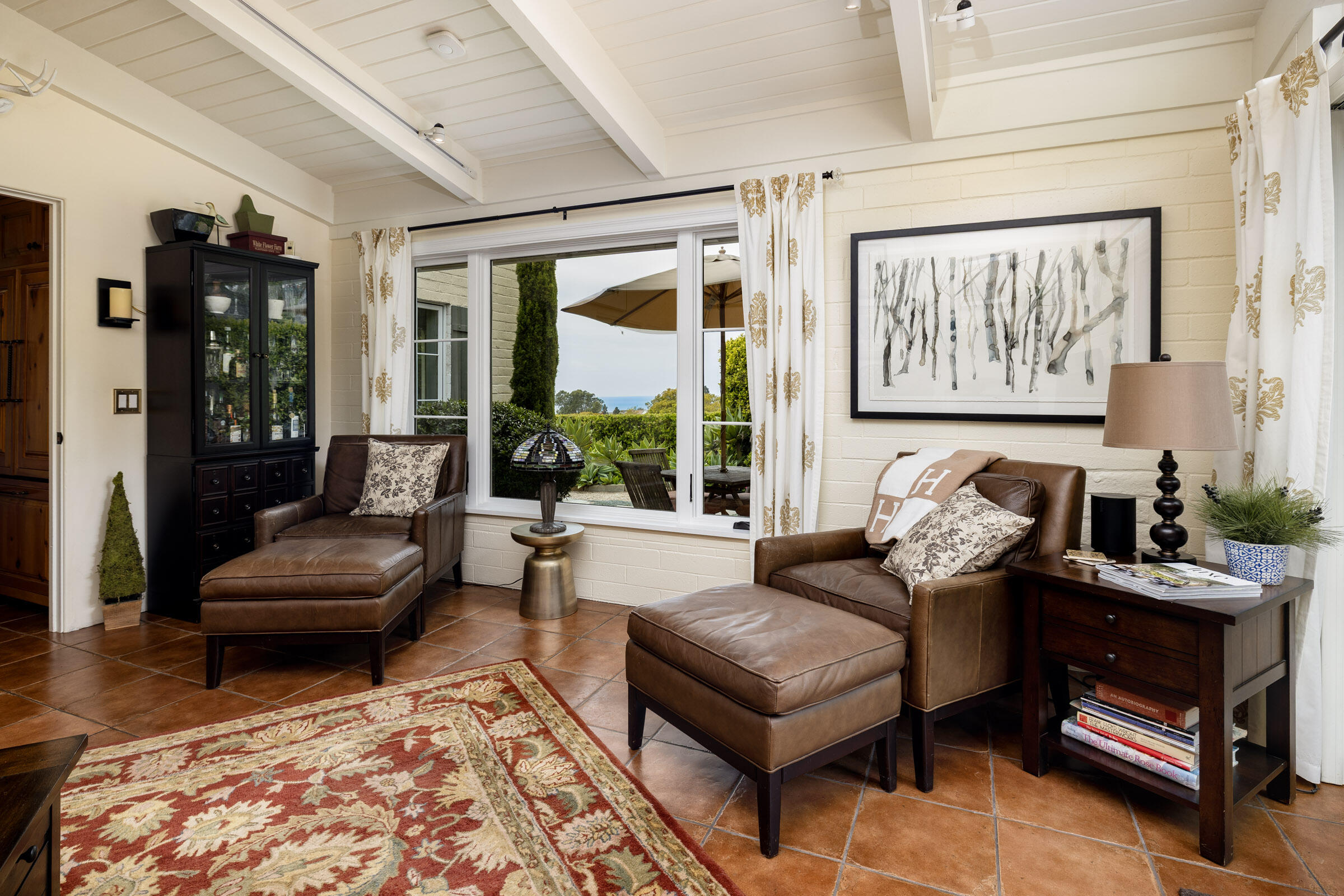 122 Skyline Circle