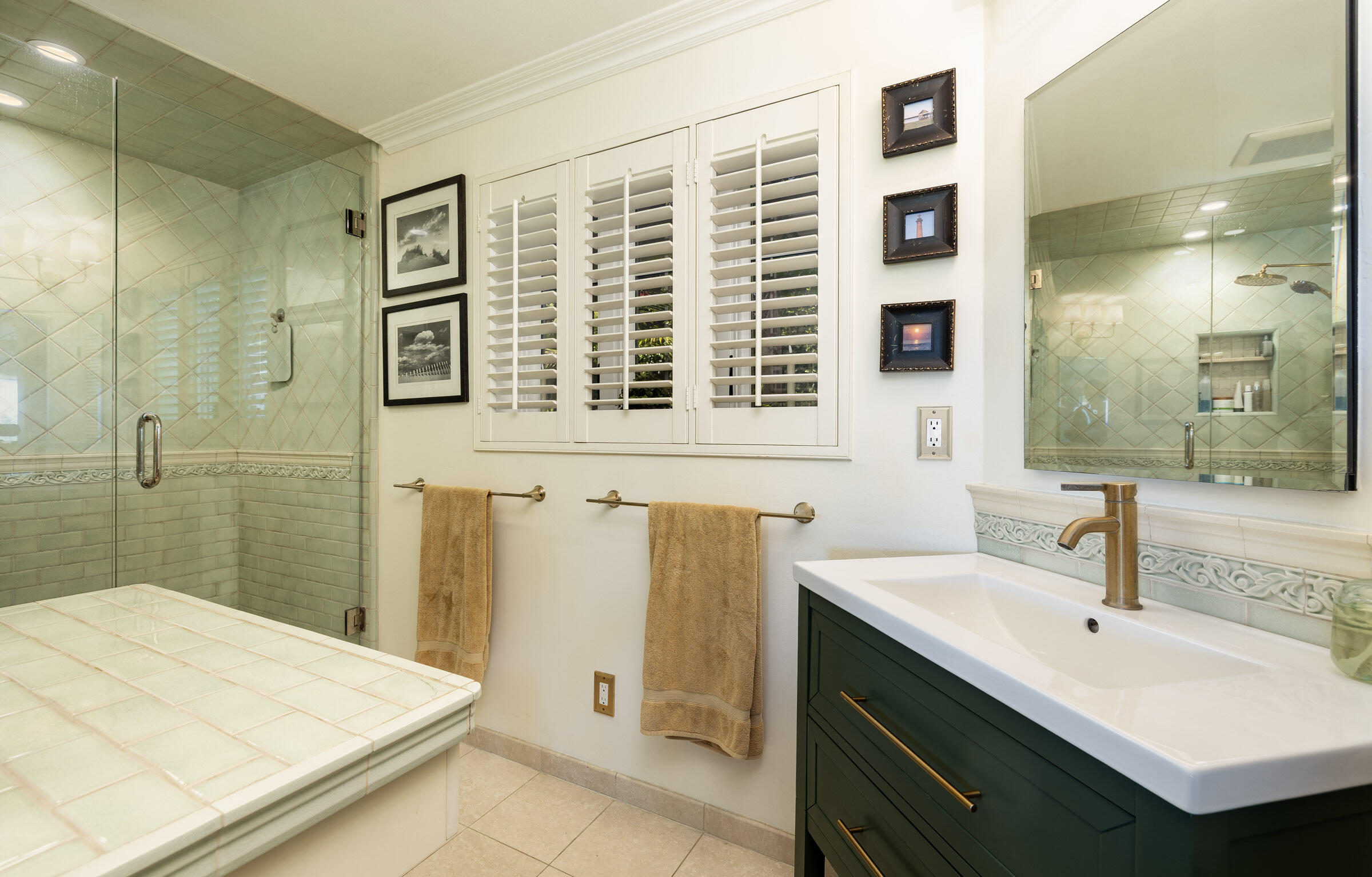 122 Skyline Circle