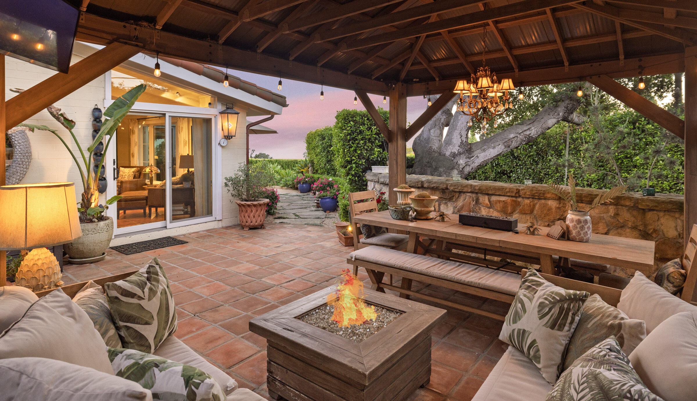 122 Skyline Circle