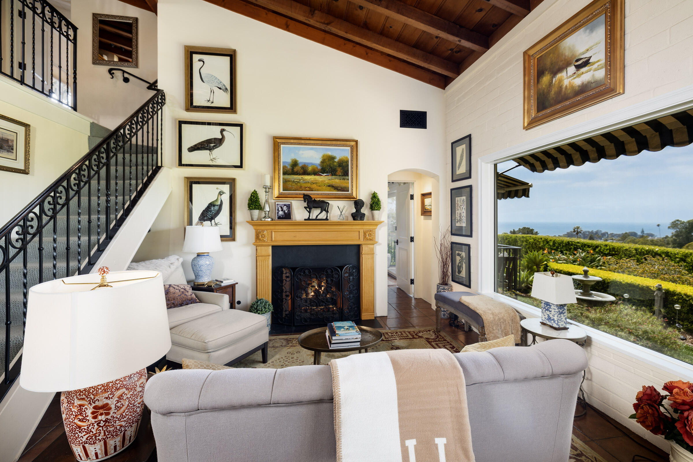 122 Skyline Circle