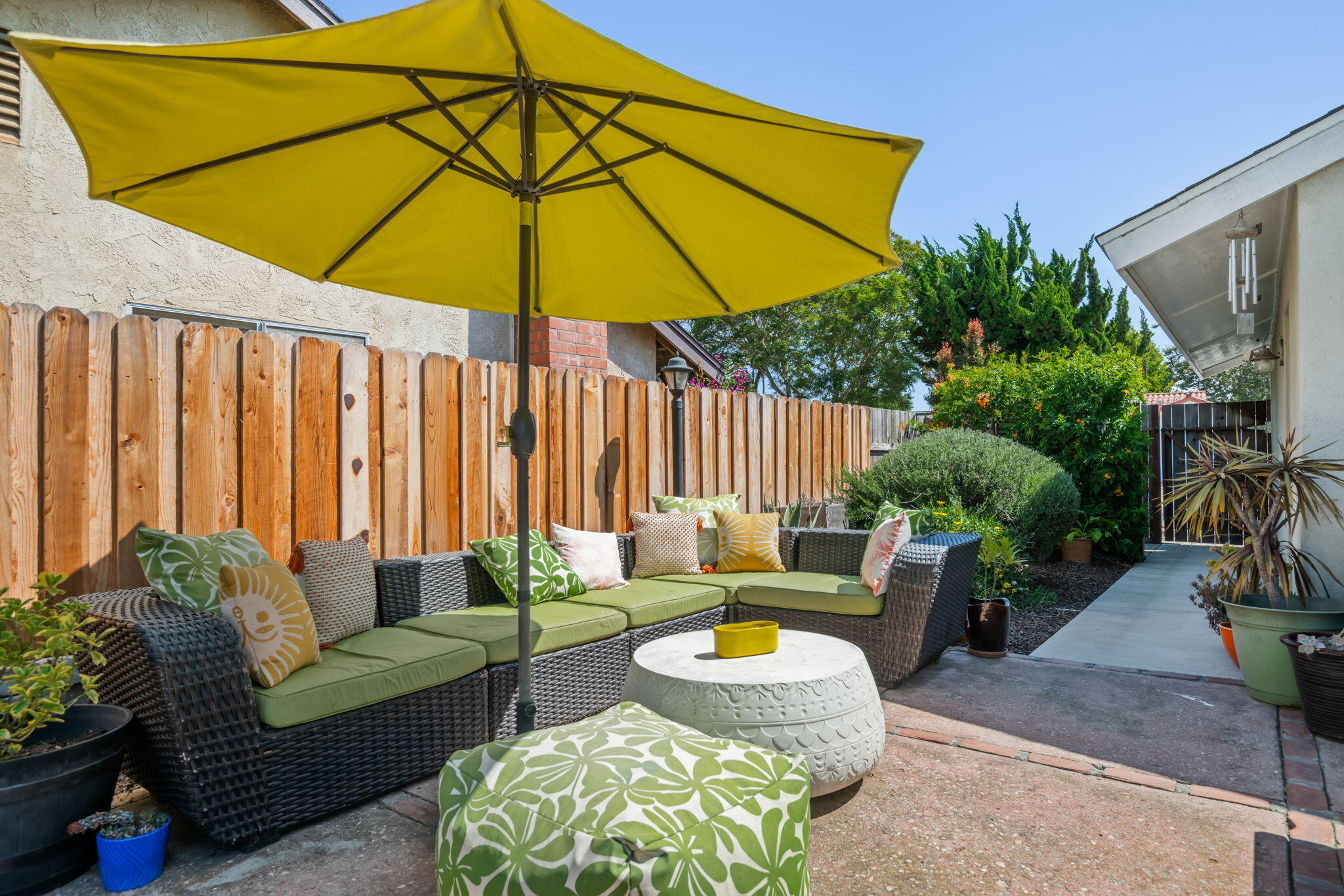 4436 La Tierra Lane